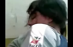 پورن جنسی پدر بزرگ تبریک نوه با بزرگسالی ، دادن او مورد علاقه!