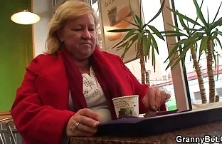 پورن جنسی تند و برای دانش آموزان ' در طول یک مهمانی در خوابگاه