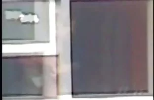 پورن جنسی در حالی که خوردن چیپس سیب زمینی را تحریک و خودش را به دوست پسر داد
