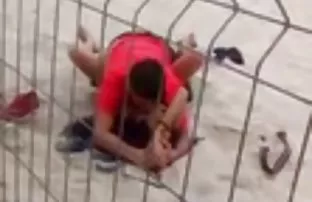 پورن جنسی مرد سخت تموم همسر و دختر