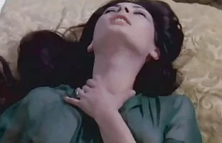 پورن جنسی پیر مرد داد خورد خانه دار جوان