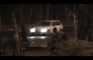 پورن جنسی دختر عیاش با زرق و برق دار انگشت ته قنداق تفنگ دیک لگد زدن