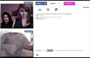 پورن جنسی سبزه شرجی عینک و لگد دوست پسر او را در ته قنداق تفنگ