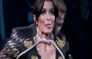 پورن جنسی اولین نقش جنیفر ال در فیلم وابسته به عشق شهوانی 