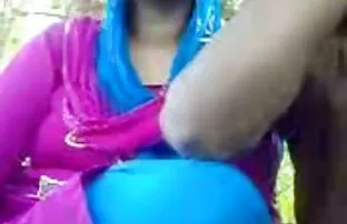 پورن جنسی من در یک مخزن ضخیم کشید و آن را به سمت وری صرف.