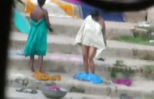 پورن جنسی دختر در کارت در میل از دست داده و تا به حال به مکیدن دیک